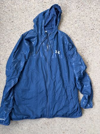 Under Armour Regenjacke, blau, XL, Top Zustand!