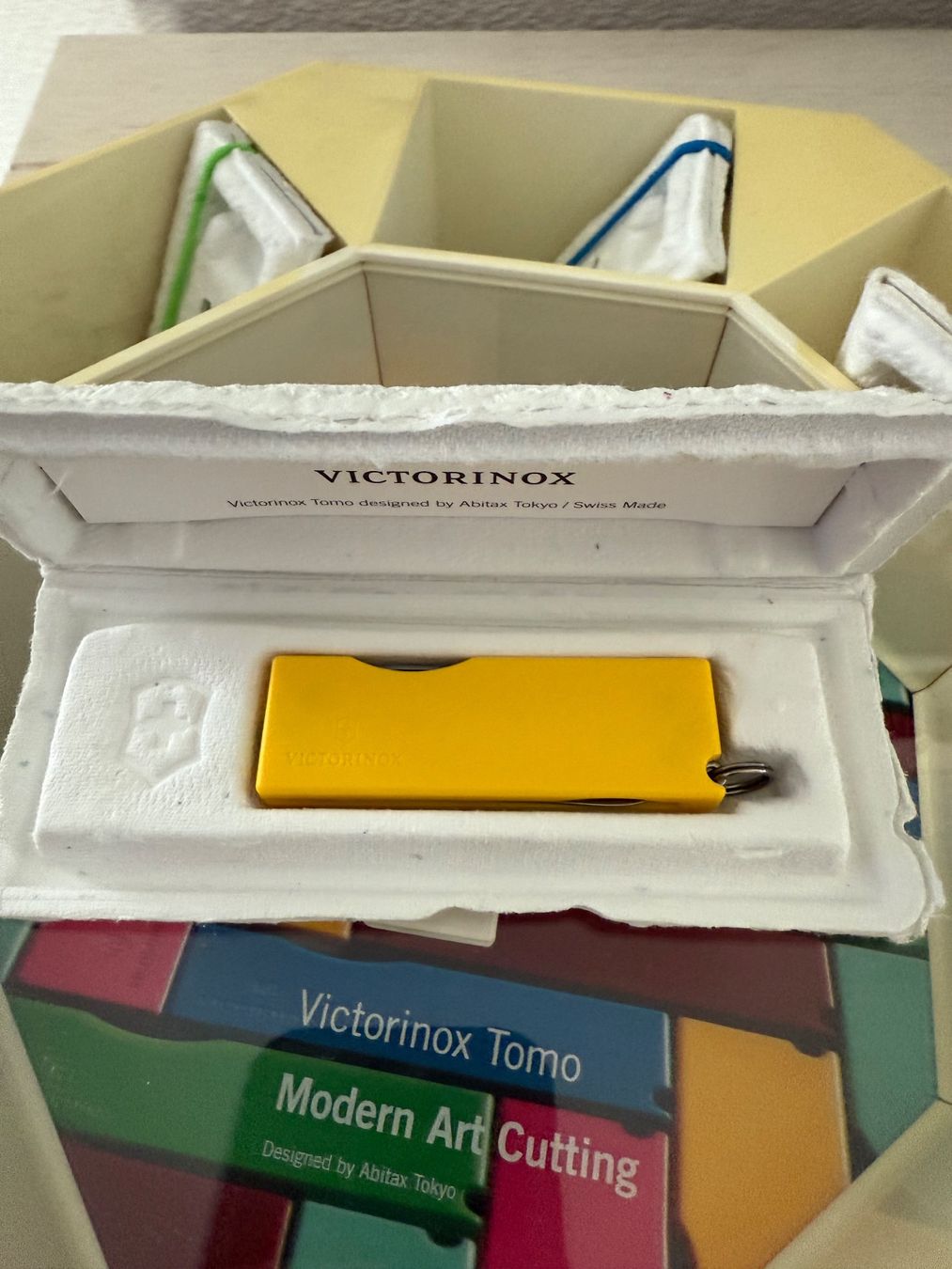 Victorinox Taschenmesser: Victorinox Tomo Diverse Farben – Neu und originalverpackt aus Wahlen b. Laufen von MIG-25 1