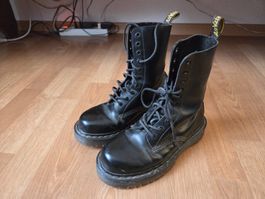 Dr. Martens 1460, hohes Modell, Made in England (ca. Gr. 38)