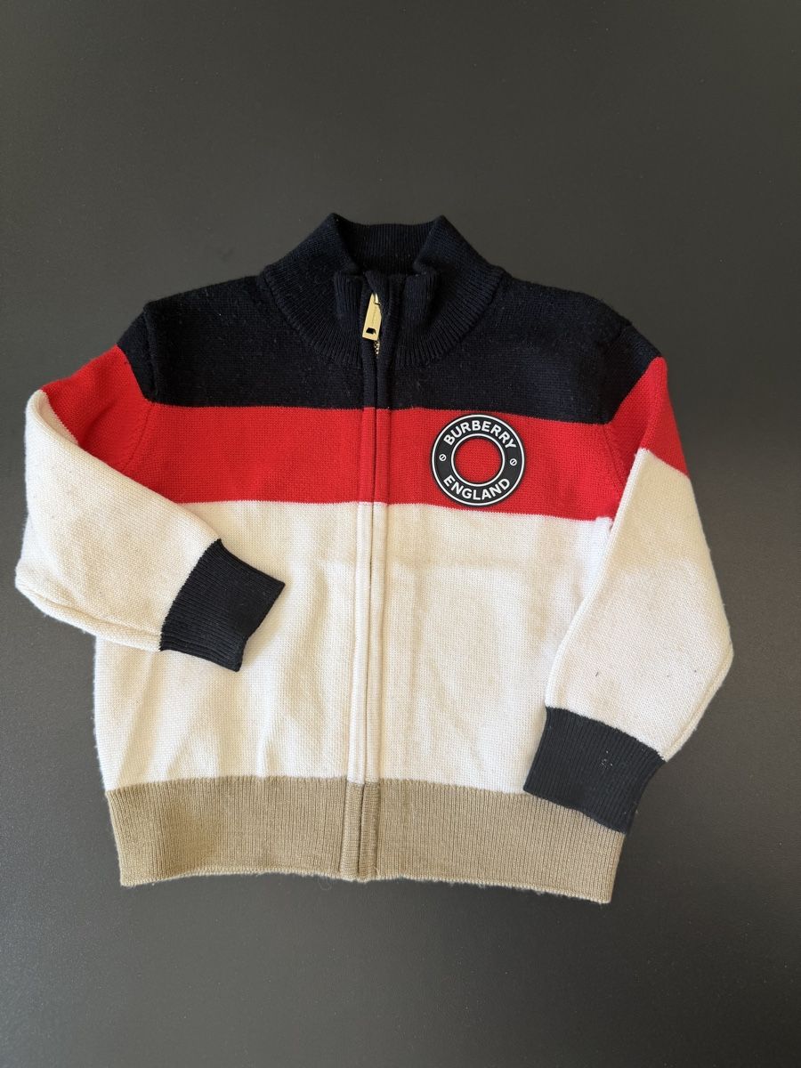 Burberry Pullover & Sweatshirts: Burberry Jäckchen – Gebraucht aus Altendorf von Carcoura