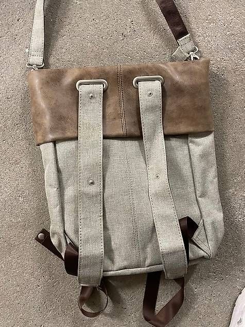 Sacs à dos: praktische Rucksacktasche – Neuf avec emballage d'origine à Winterthur par gin_t6y5 1