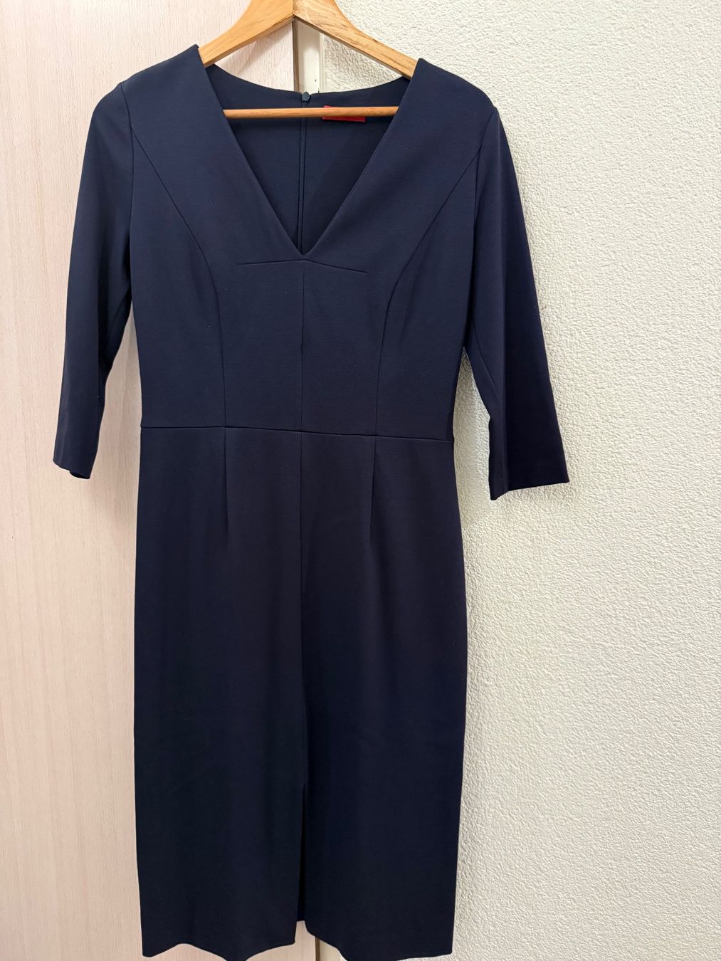 Hugo Boss Vestiti: HUGO BOSS DAMENKLEID – Usato da Zürich venduto da flo_7cvq