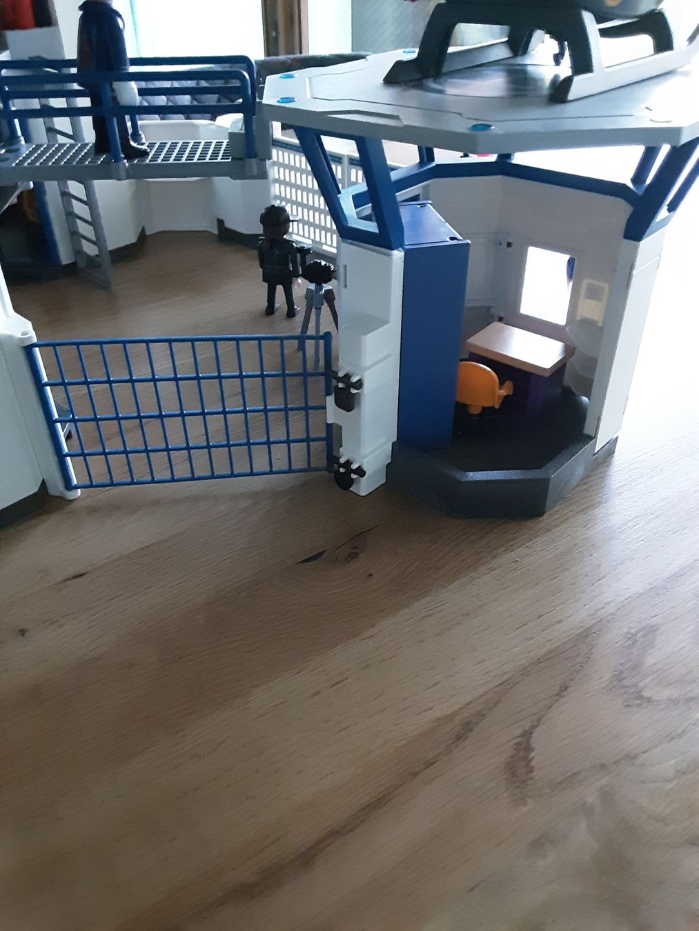 Playmobil Giocattoli: Playmobil Polizeistation – Usato da Unterägeri venduto da KRD7 5
