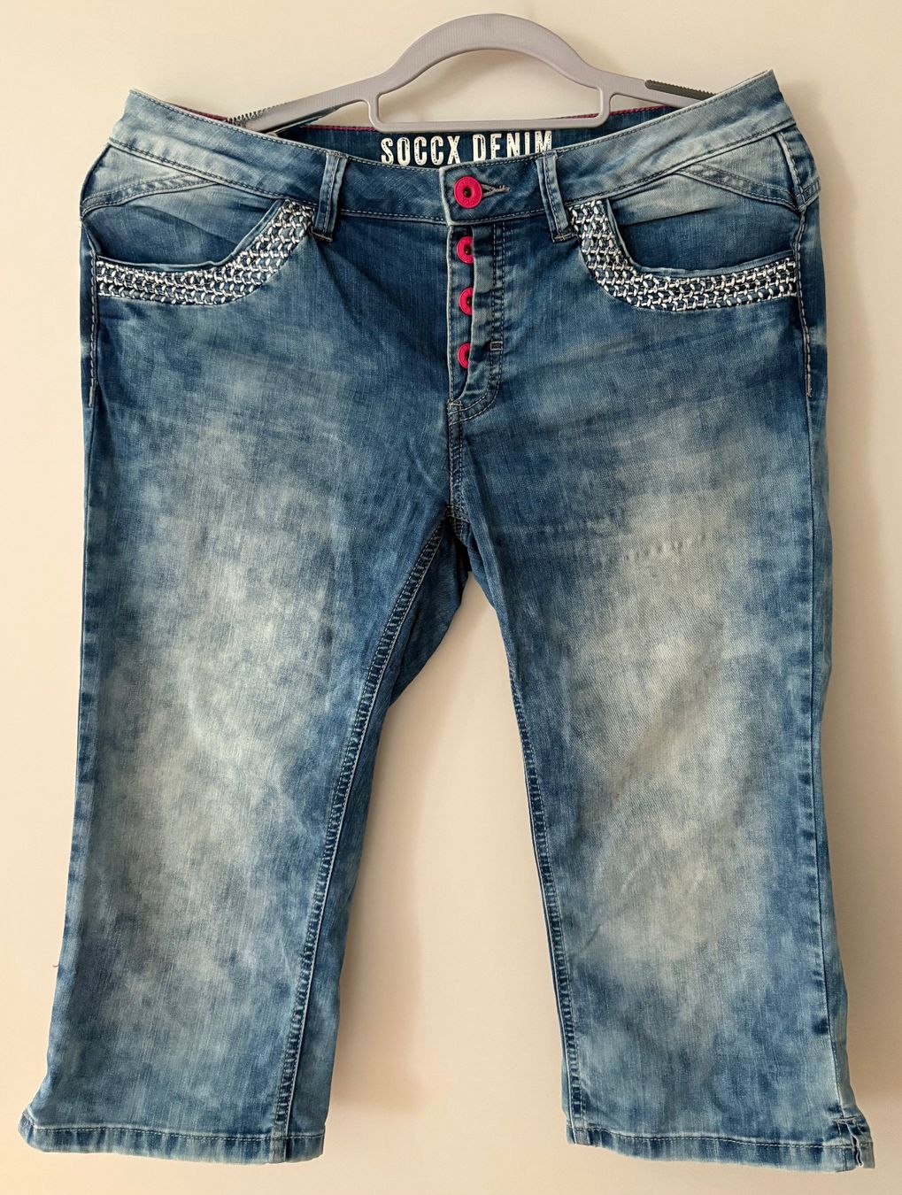 Soccx Jeans: SOCCX Capri Jeans – Gebraucht aus Siebnen von oovirginiaootja