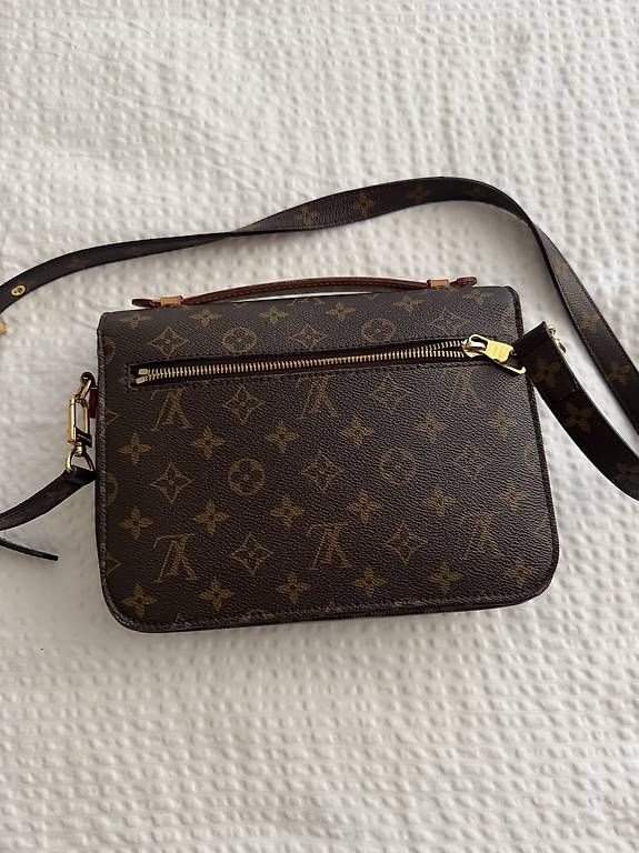 Borse da donna: Louis Vuitton Metis  – Usato da Uzwil venduto da FatimeS 2