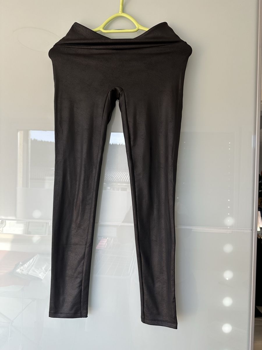 Calzedonia Leggings: Calzedonia legging neuf, taille M – Nuovo (secondo la descrizione) da Tramelan venduto da Imel2720