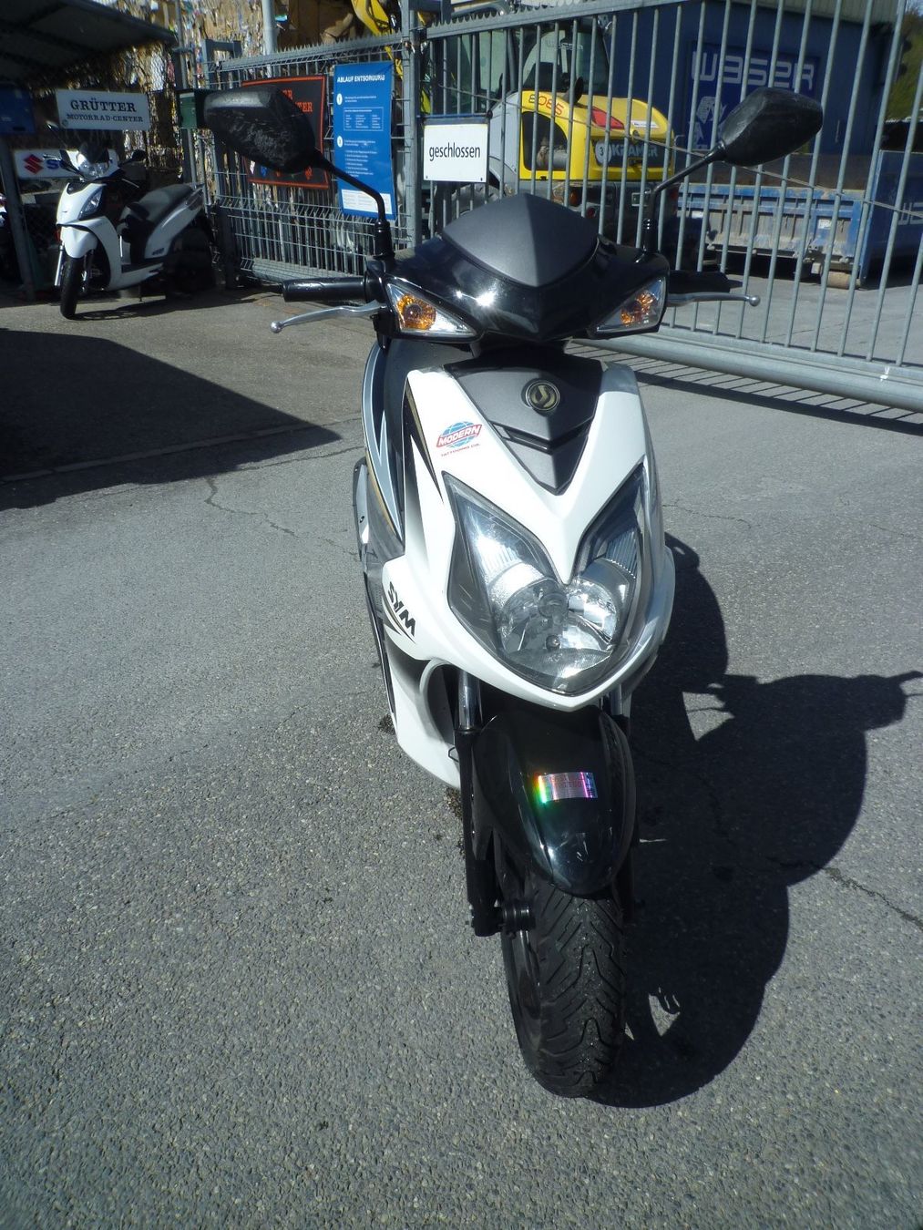 Sym Scooters: Sym Jet 4 125 – Defekt aus Sissach von Gruetter-Moto-Center 3