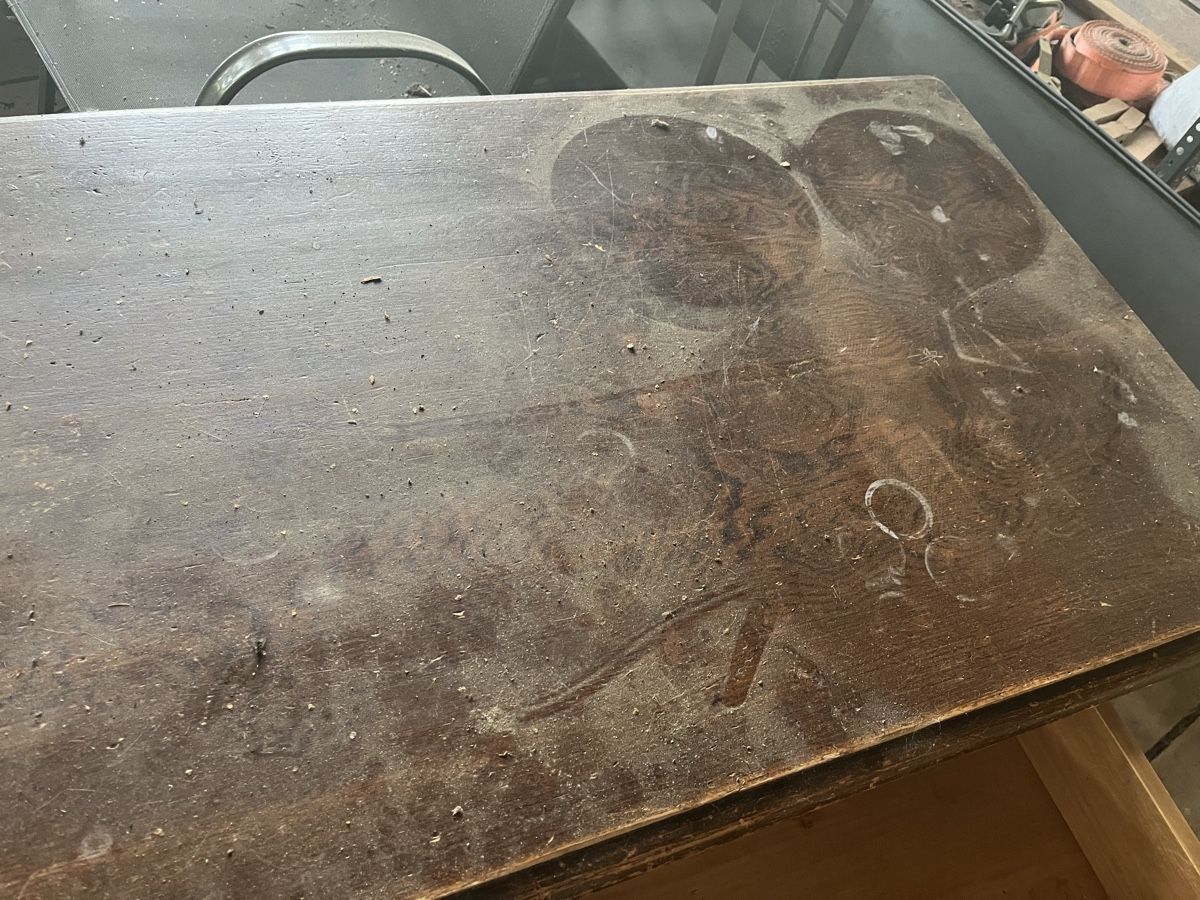 Tavoli: Alter Tisch mit schublade – Usato da Schwendibach venduto da didu12 2