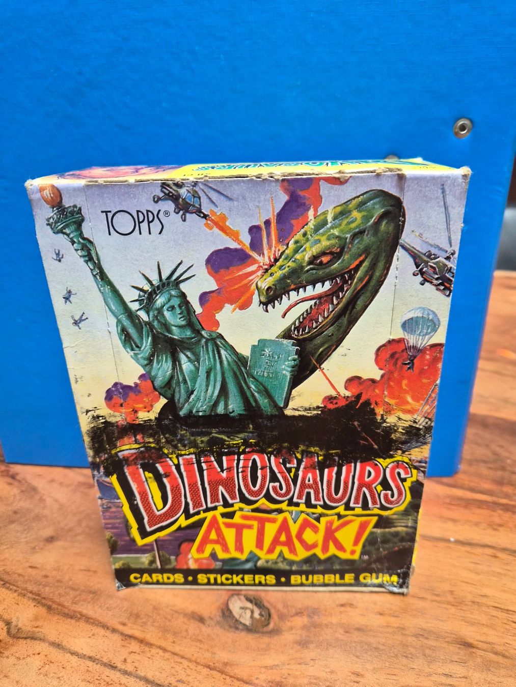 Topps Carte collezionabili: TRADING CARDS DINOSAURS ATTACK 1988 – Nuovo e nell'imballaggio originale da Schönenberg ZH venduto da heaangst