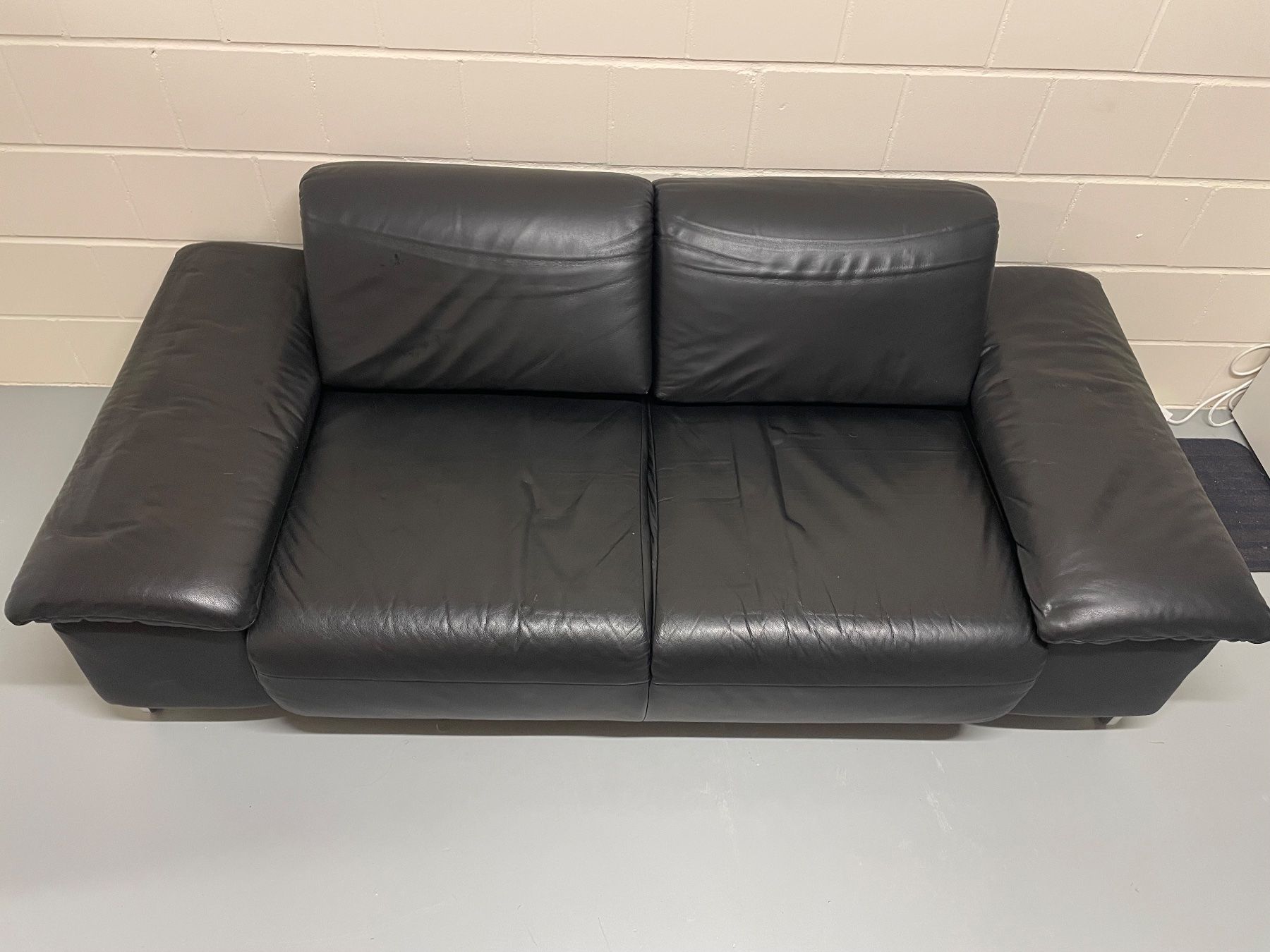 Divani: Sofa/canapé – Usato da Düdingen venduto da PeiryF 5