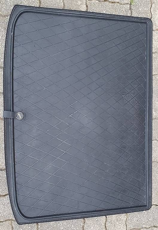 Cooper Tappeti & Tappetini: MINI Cooper Countrymann - Tapis de coffre Original – Usato da Uvrier venduto da Guerrier-celte