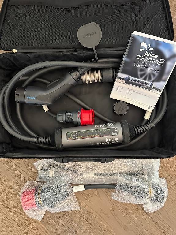 Juice Chargeurs de batterie: juice BOOSTER2 Basis Set Schweiz – D'occasion à Weissbad par freesell