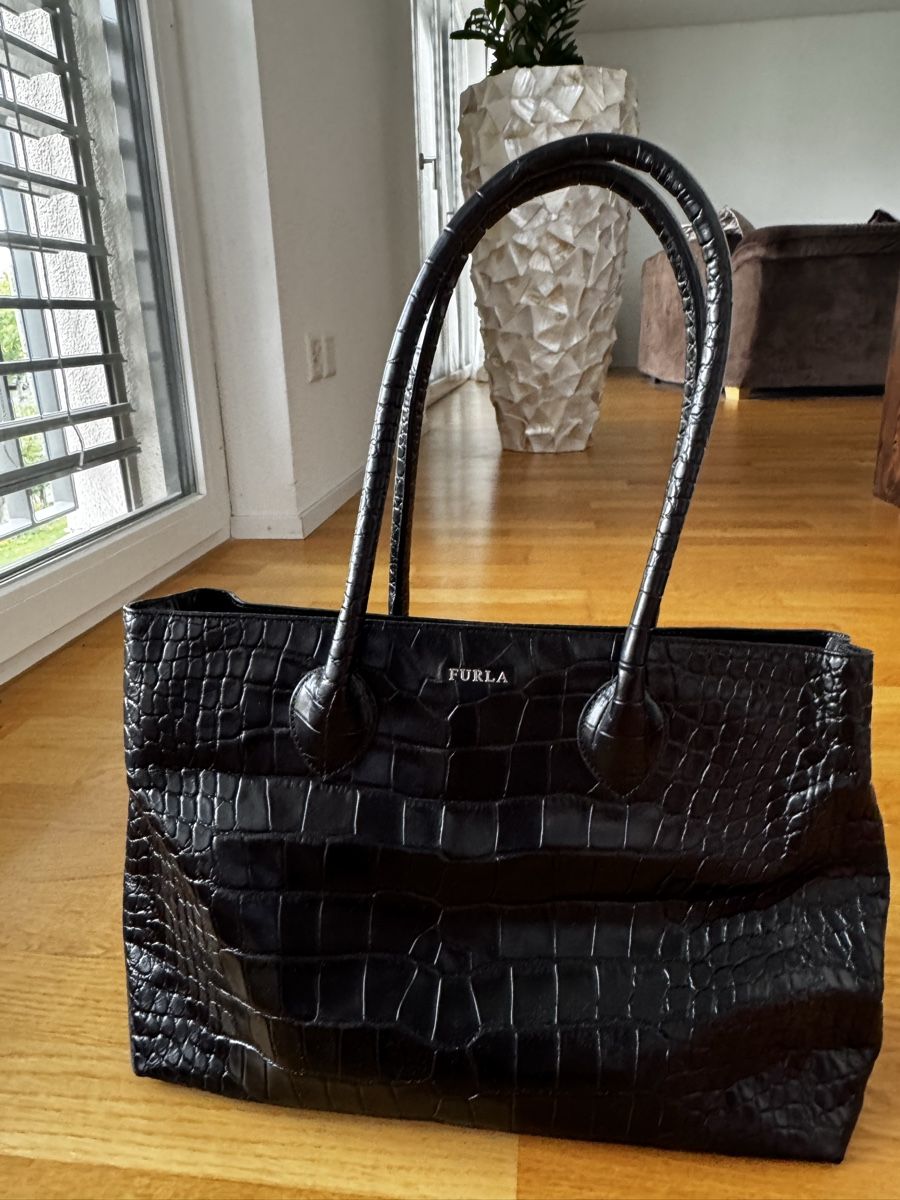 Furla Borse da donna: Elegante Furla Tasche – Nuovo (secondo la descrizione) da Birmenstorf AG venduto da aon_2hr9