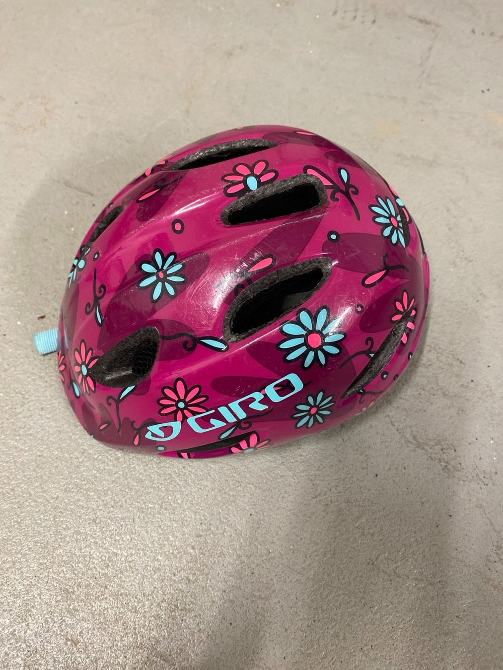 Giro Casques: Kindervelohelm – D'occasion à Zürich par rue_v79y