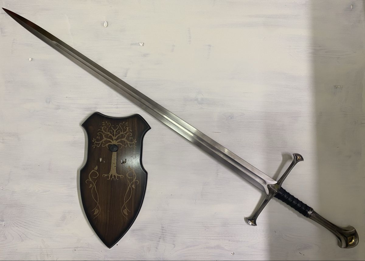 Altre raccolte & rarità: Herr der Ringe Elendils Schwert Narsil – Usato da Frutigen venduto da M.Loer
