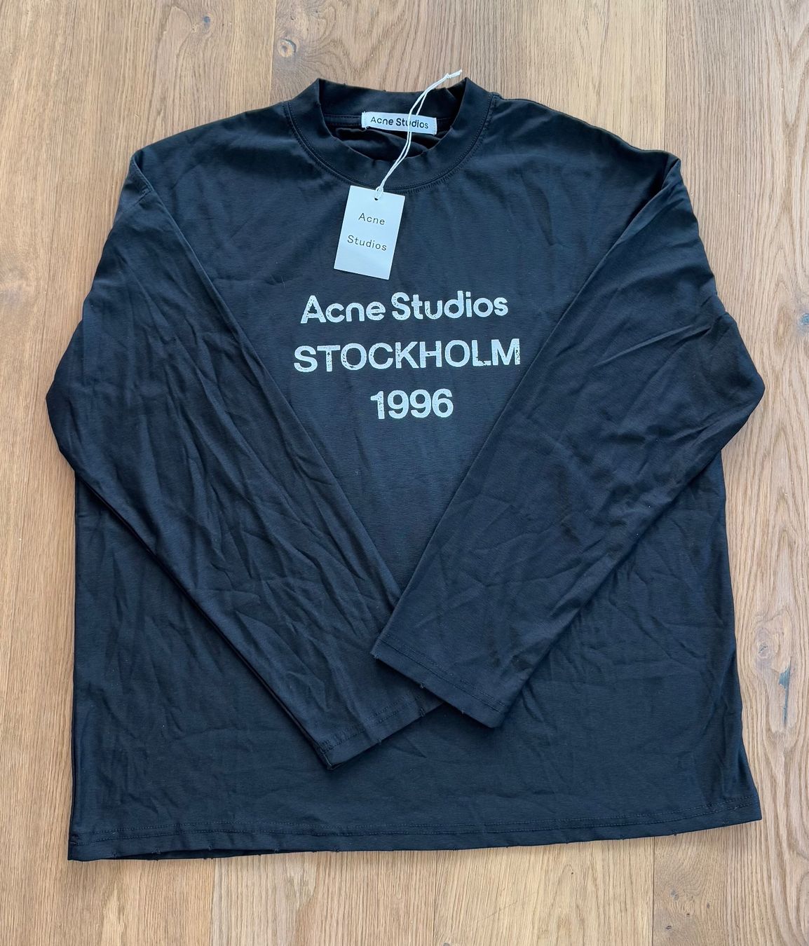 Acne Studios T-Shirts: Acne Studios Longsleeve Gr. M, schwarz – Neu (gemäss Beschreibung) aus Triesen von dardaleni