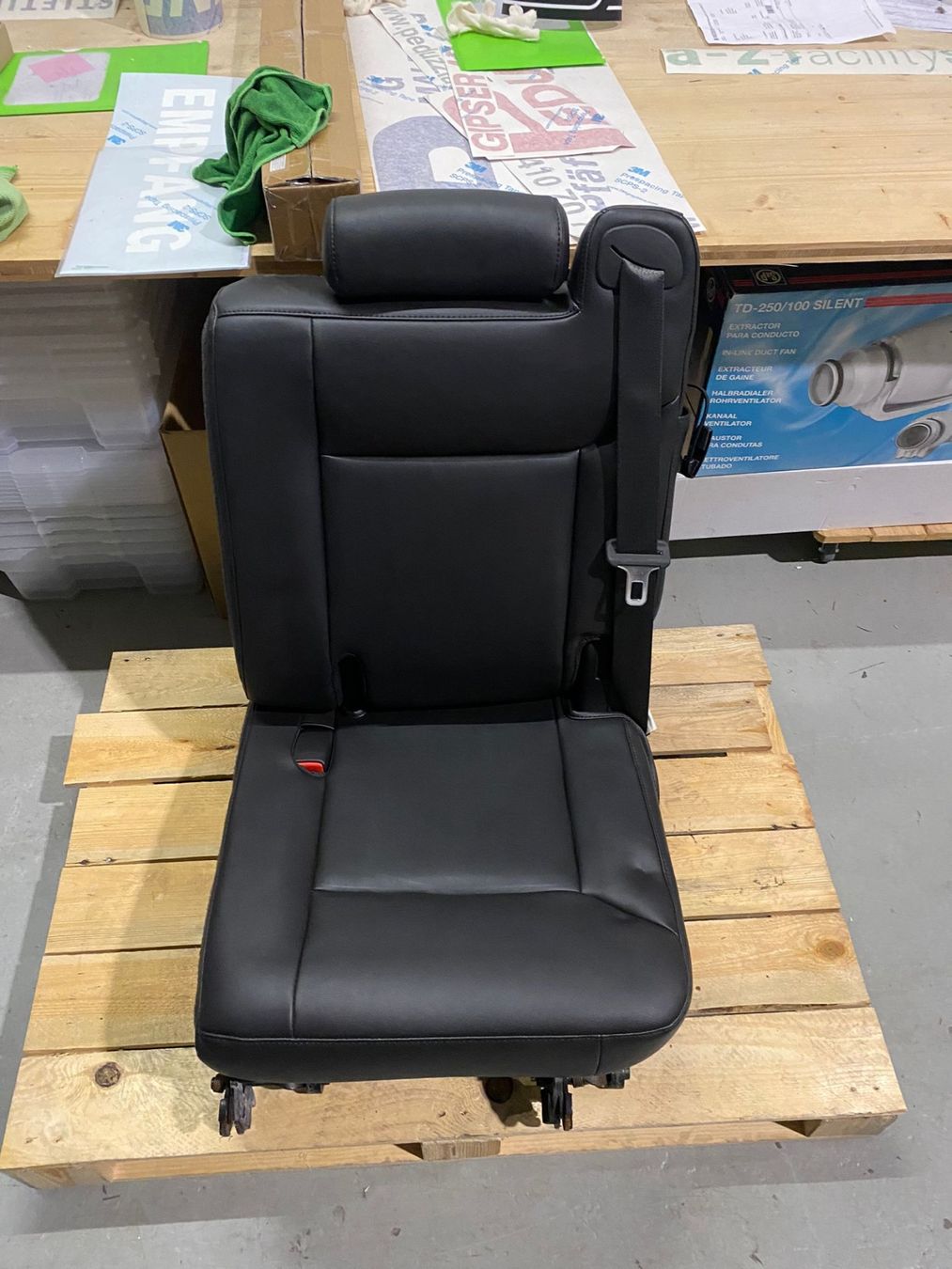 Sessel: Hummer H2 Sitz – Gebraucht aus Unteriberg von wg52