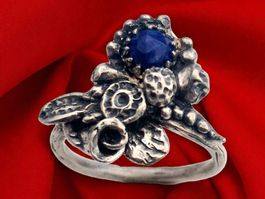 Märchenhafter Silberring mit Lapislazuli, Grösse 61
