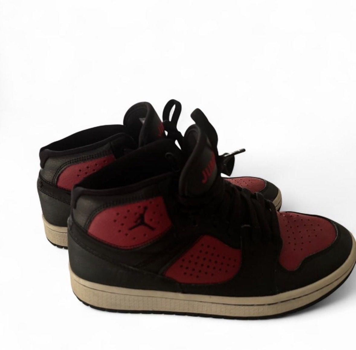 Jordan Scarpe da uomo: Jumpan Jordan 1 schwarz rot – Usato da Rorschacherberg venduto da eli_yn82