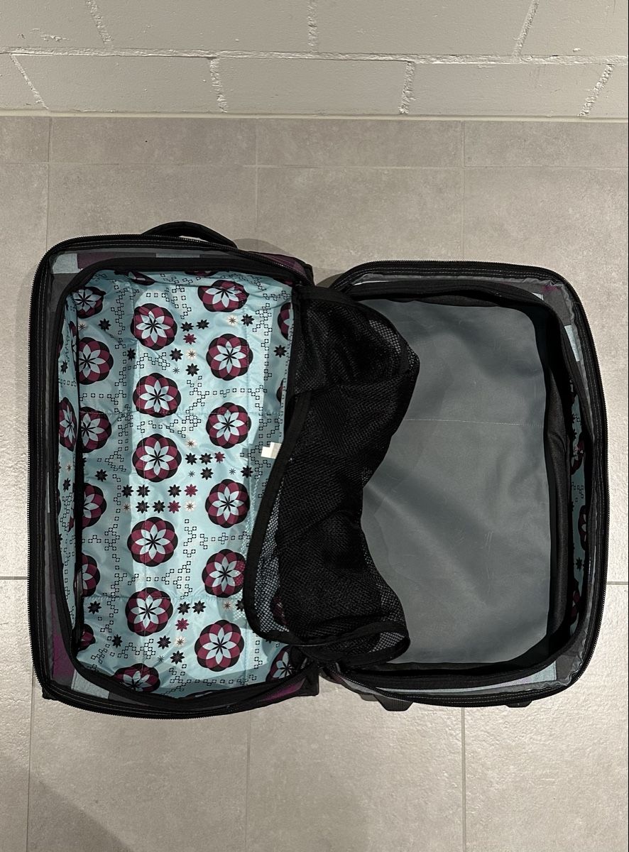 Dakine Valises de voyage: Dakine Rollkoffer – D'occasion à Meggen par fdi_9jbk 3