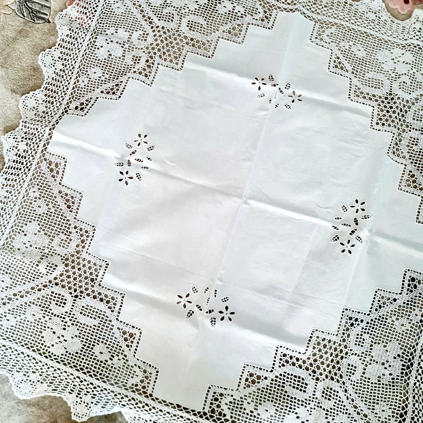 Sonstige Tischwäsche: Tischdecke ,exclusive Handarbeit 90/90cm – Neu (gemäss Beschreibung) aus Siebnen von annigannig 3