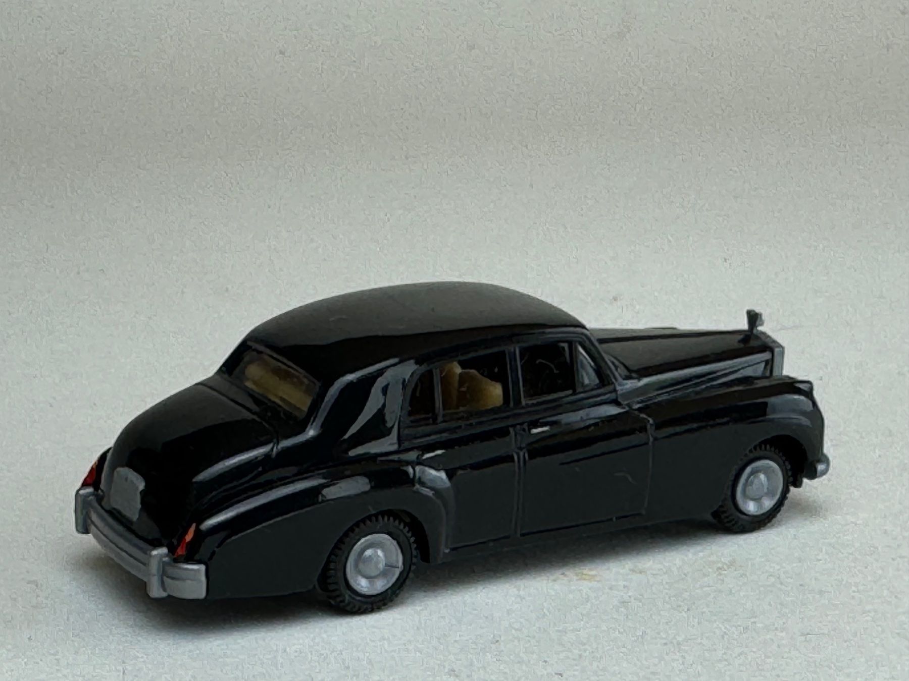 Praliné Modellautos: Praline Rolls Royce schwarz – Gebraucht aus Elm von Wikmtz 1