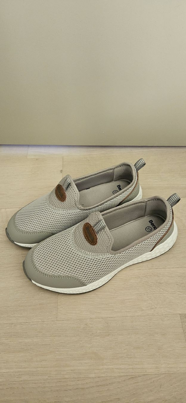 Bench Scarpe da donna: neue Bench Slip in Sneaker Gr. 37 – Nuovo (secondo la descrizione) da Baden venduto da Boomer76