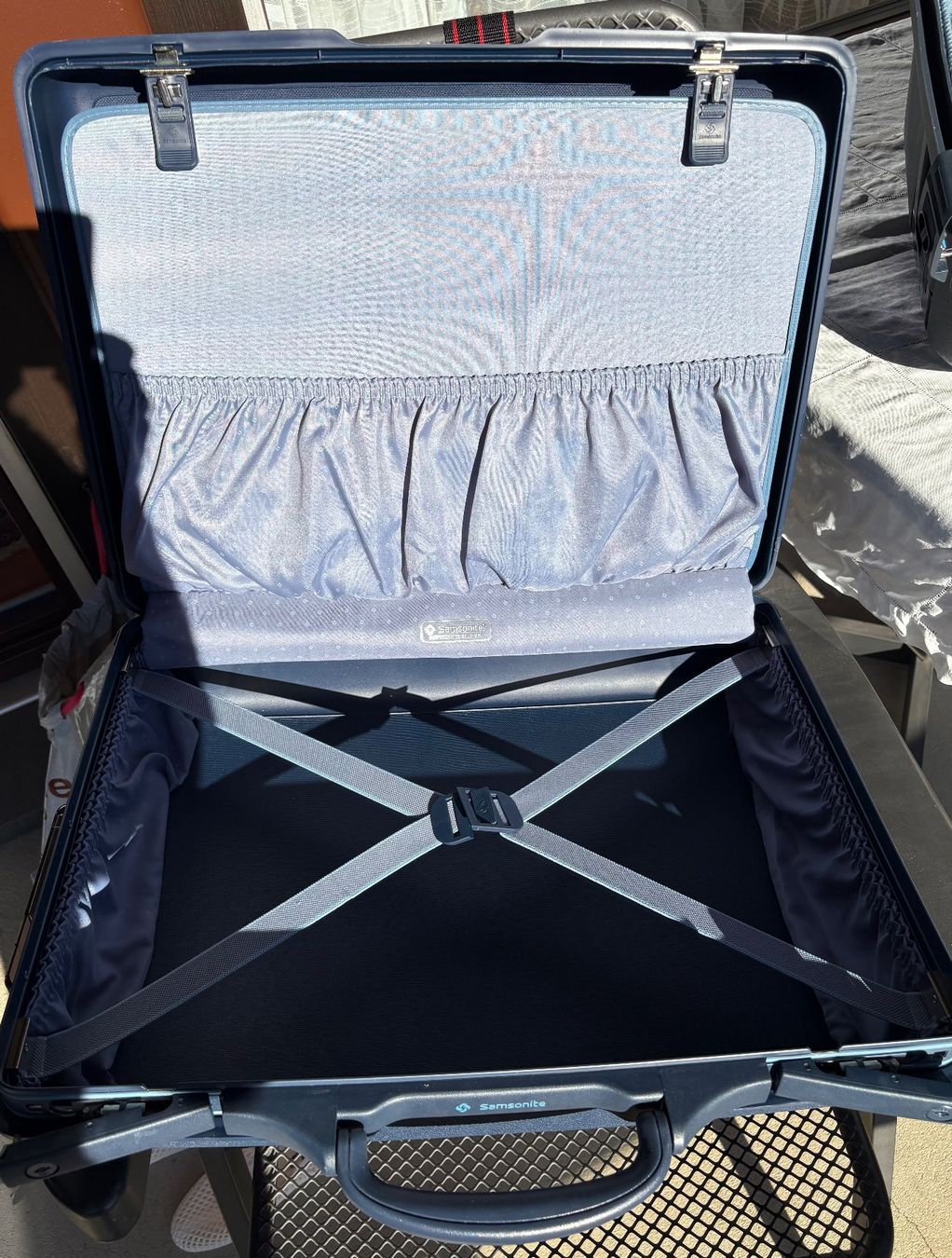 Samsonite Valigie: Valise week-end vintage Samsonite, bleu - utilisée 1 fois. – Usato da Crans  Montana venduto da proff 5