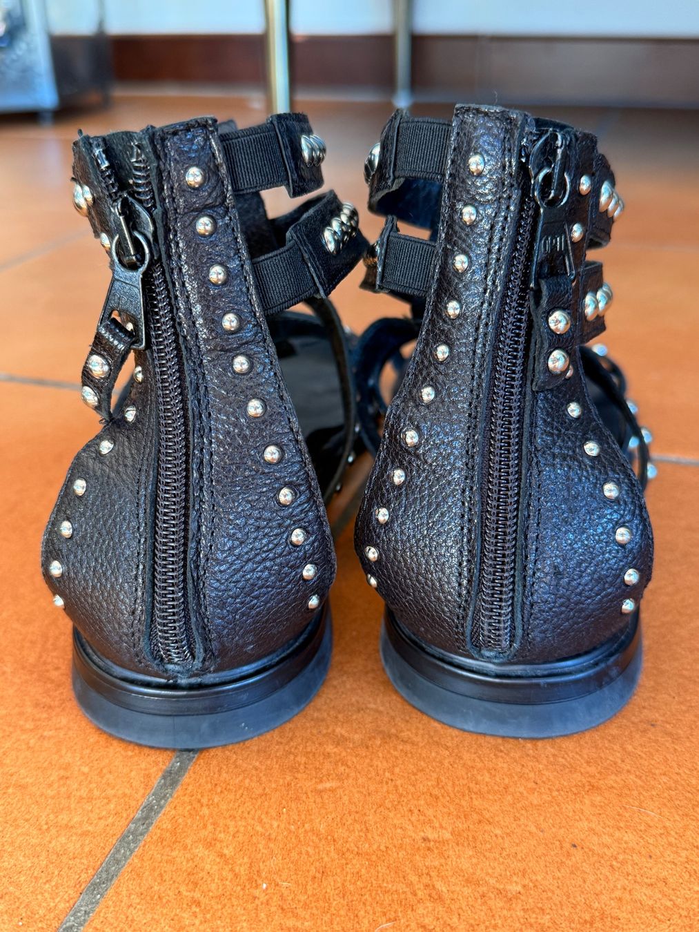 Mjus Damenschuhe: Bellissimi sandali borchiate – Gebraucht aus Bellinzona von bul_mvy5 3