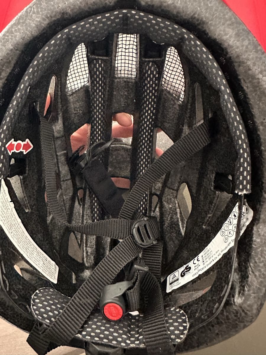 Caschi: UVEX Fahrradhelm Männer – Usato da Zürich venduto da dan_bxq2 4