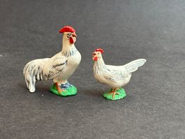 Schleich 13011 Huhn Gockel 13012 weiss blau Henne Hahn