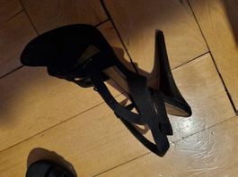 Chaussures à talons, taille 37, neuves.