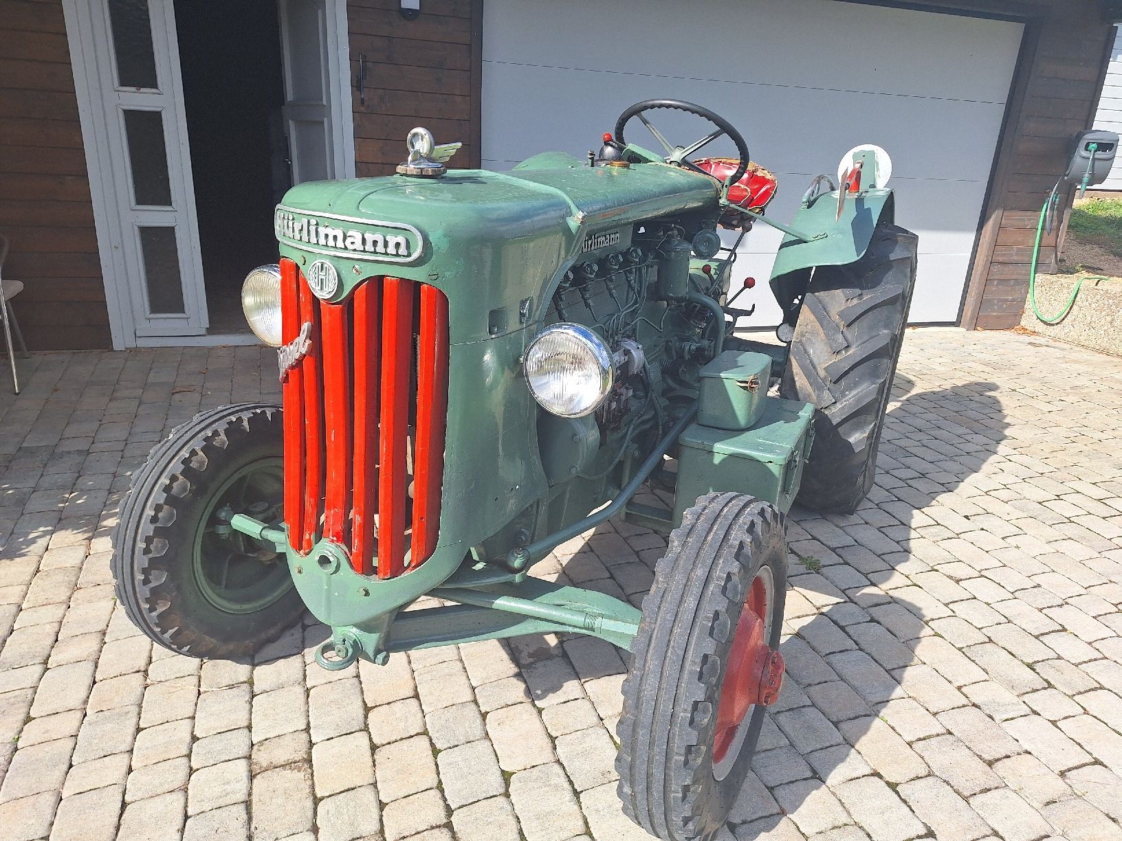 Trattori: Hürlimann D 200 Oldtimer Traktor – Usato da Eptingen venduto da Bobbl1 1