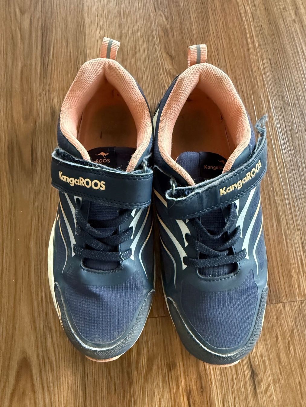 Scarpe per ragazze: Turnschuhe Gr.34 – Usato da Rorbas venduto da Maioc