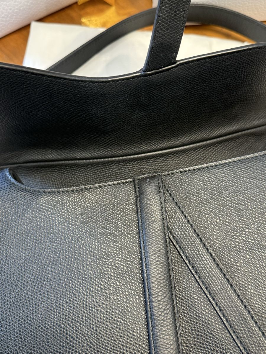 Dior Borse da donna: Sac saddle taille Médium avec bandoulière. – Usato da Chêne-Bourg venduto da luy_hk5b 6