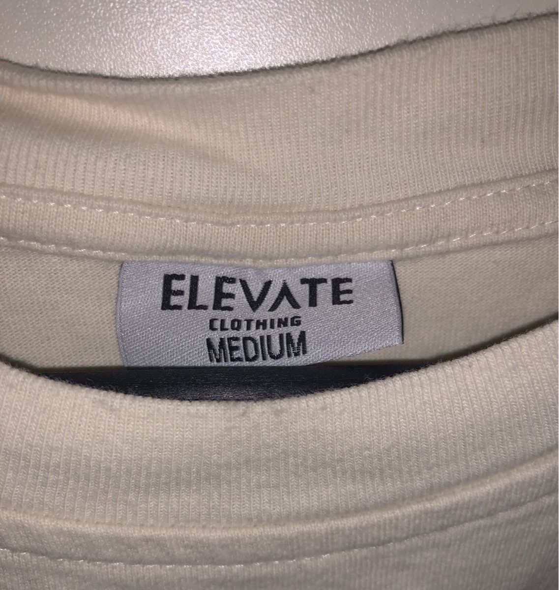 T-shirt: Elevate T-Shirt in Beige, Gr. M – Usato da Walchwil venduto da BackstageBruder 2
