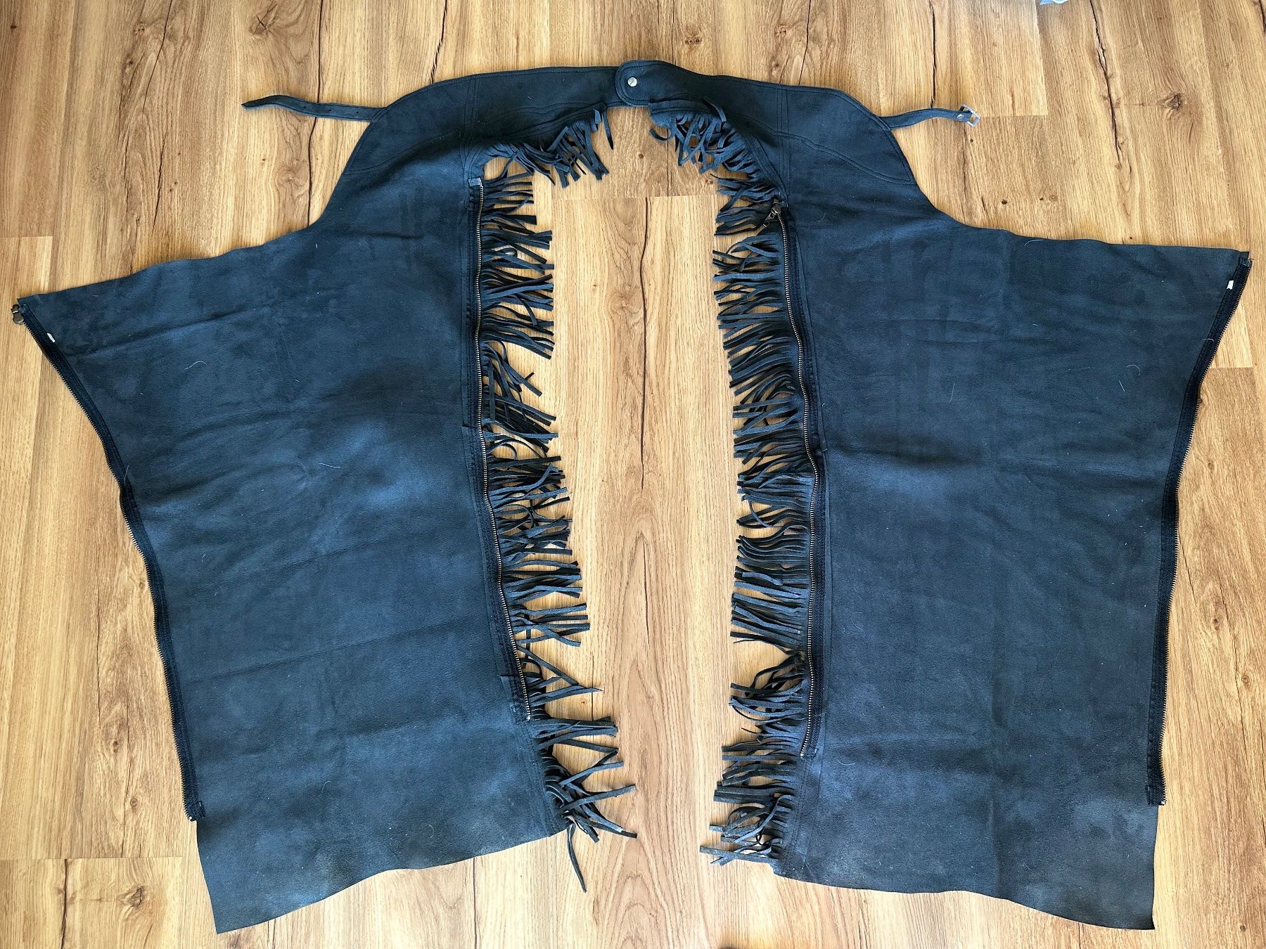 Pantaloni: Westernchaps mit Fransen anthrazit – Usato da Schüpfheim venduto da ver_8xlx 2