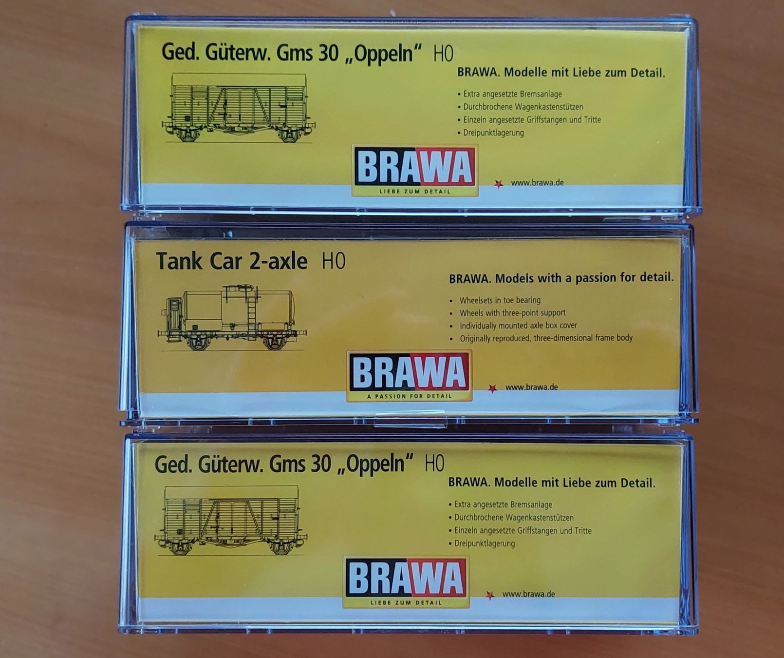 Brawa Modellini di ferrovie: BRAWA Set V - 3 verschiedene Güterwagen – Nuovo e nell'imballaggio originale da Rotkreuz venduto da MOBAHN-1zu87 4
