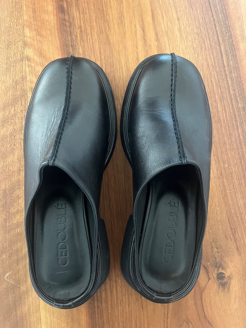 Scarpe da uomo: Schwarze Mules, Clogs Grösse 38, neuwertig – Nuovo (secondo la descrizione) da Zürich venduto da lale25