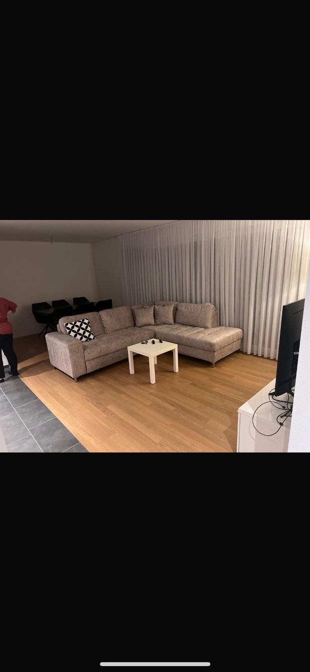 Divani: Gemütliches Ecksofa mit Tisch Super Zustand – Usato da Mellingen venduto da Tonitxh 1