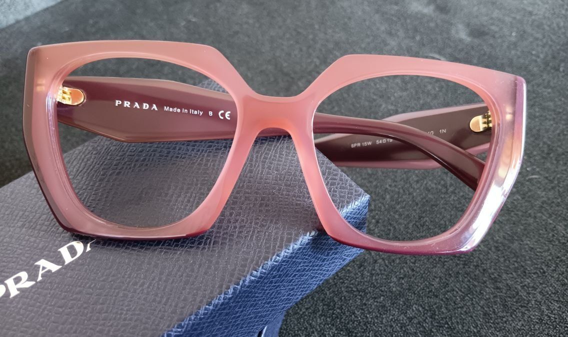 Prada Occhiali & Lenti: Prada Brillengestell – Usato da Grosshöchstetten venduto da ren_85b8