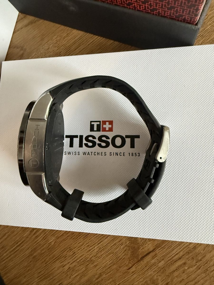 Tissot Orologi: Tissot T-Touch Connect Solar – Usato da Granges-Marnand venduto da Narbel-family 1