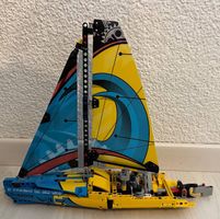 Lego Technic Rennyacht 42074