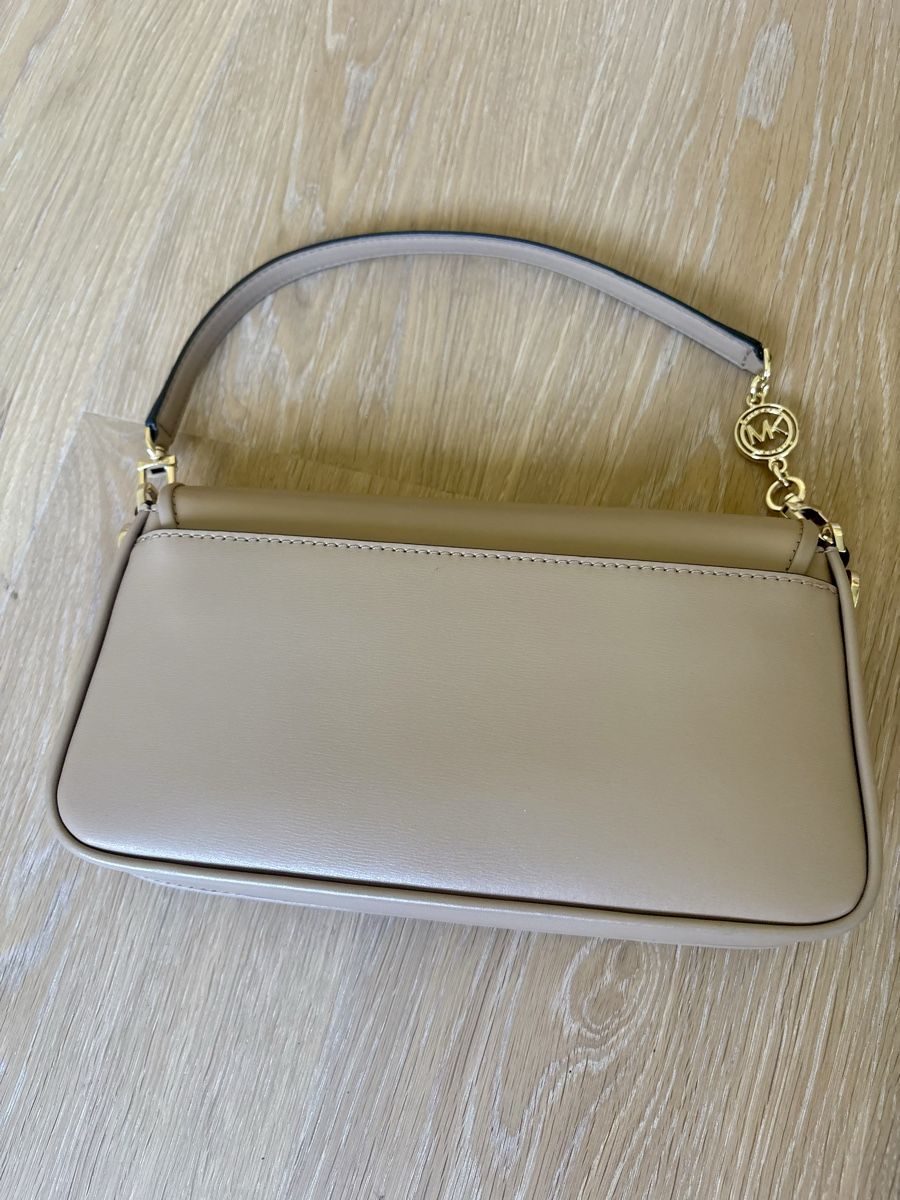 Michael Kors Borse da donna: Michael Kors beige camel tan shoulder bag – Usato da Zürich venduto da Julie_nouvelle24 5