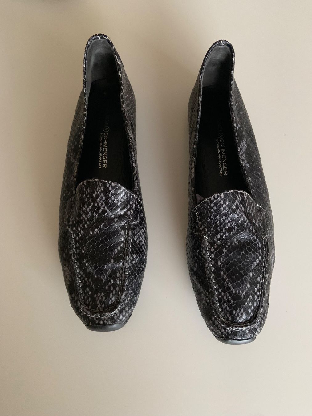 Kennel + Schmenger Damenschuhe: Slipper von Kennel & Schmenger 37.5 – Gebraucht aus Weggis von Viva80 1