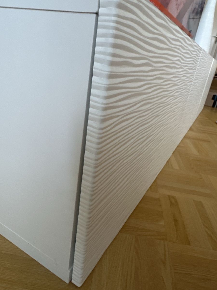 TV Möbel: Sideboard weiss mit Wellenmuster  – Gebraucht aus Allschwil von Smt58 1