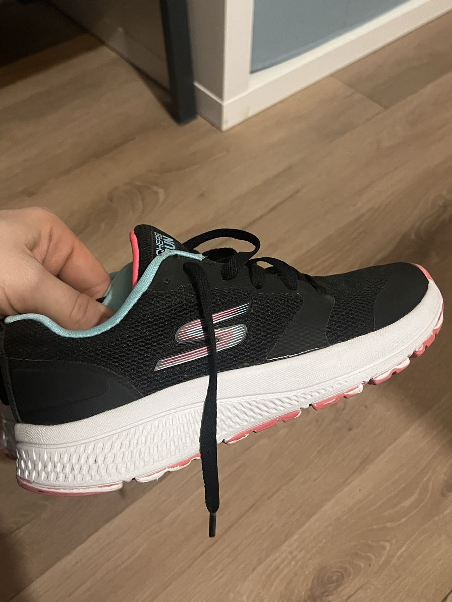 Skechers Scarpe per ragazzi: Kinderschuhe – Nuovo (secondo la descrizione) da Altstätten SG venduto da ali_f7vk