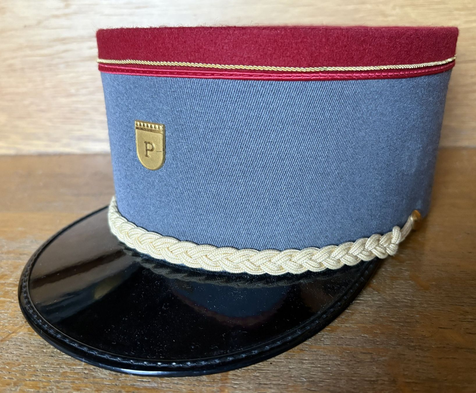 Uniformi: Uniformmütze Gemeindepolizei Waadt – Usato da Volketswil venduto da zwitsch33