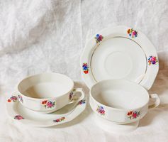 Vintage-Porzellan TB France – Tassen mit Blumenmotiv