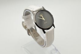 RP Damen Uhr neues Band (Läuft mit Garantie)